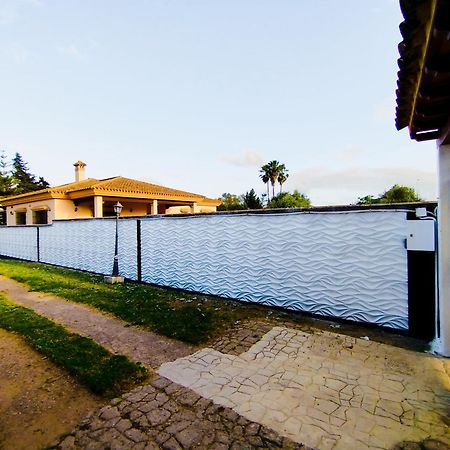 The Magic House Guest House เอลปูแอร์โต เด ซานตามาริอา ภายนอก รูปภาพ